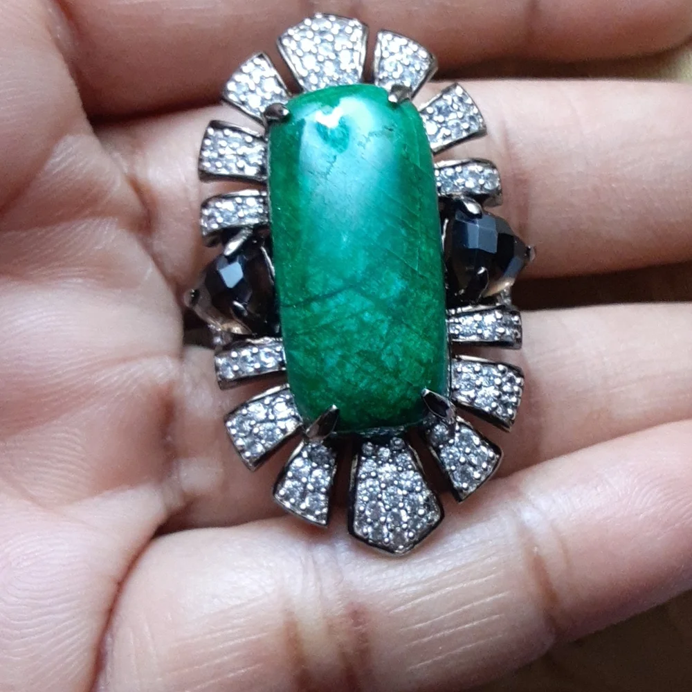 925 Green Corundum (Sapphire), White Zircons & Smoky Quartz. - Picture 10 of 15